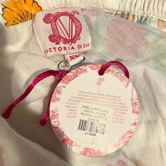 Victoria Dunn King Street Maxi Dress in Posies (NO belt tie) - Picture 8 of 9